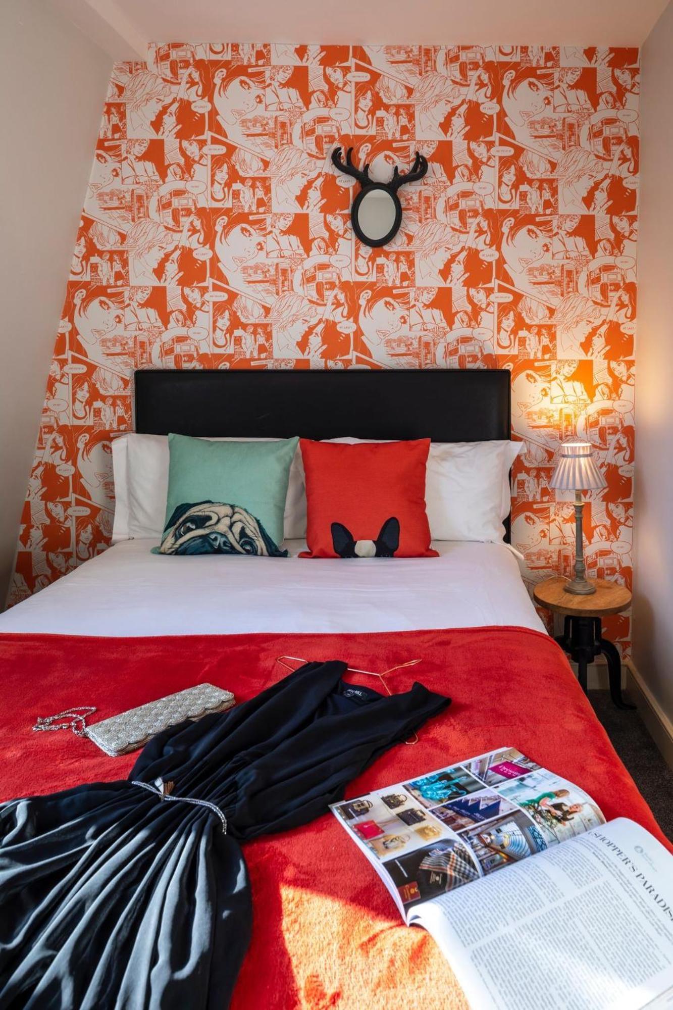 Dream Stays Bath - Trim Street Townhouse With Hot Tub Extérieur photo
